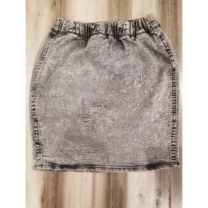 H&M Divided mini gray jean skirt
